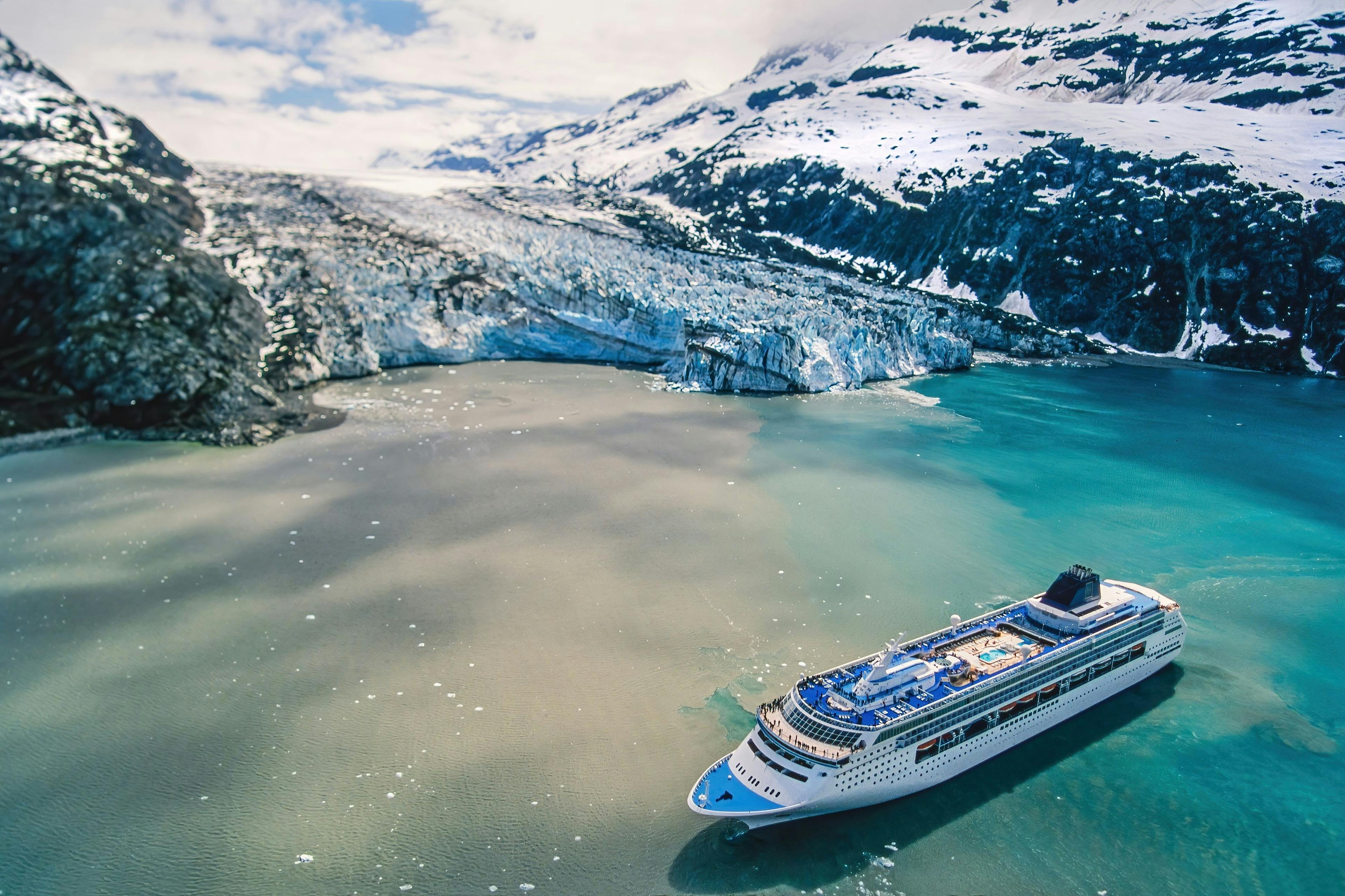 Best Cruise Lines to Alaska: Top 10 Picks for Every Traveler preview image