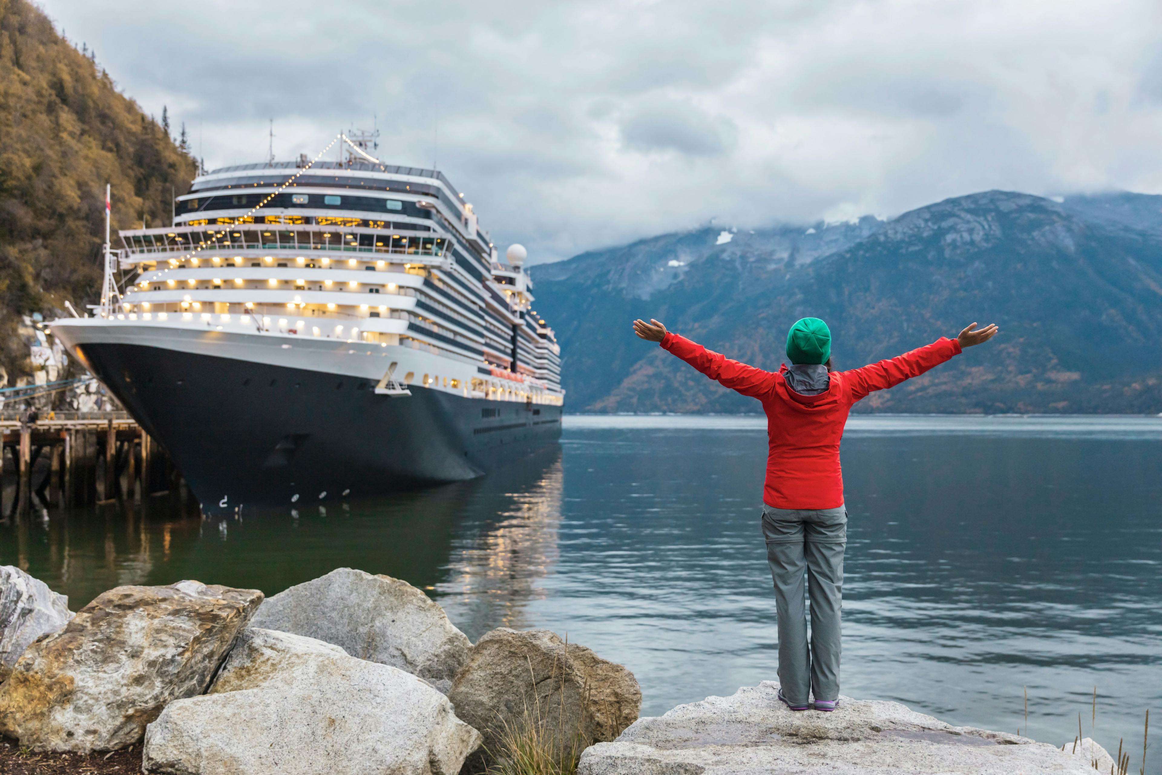 Best Time for an Alaska Cruise: A Seasonal Guide preview image